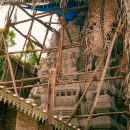 建設中のムルガ神寺院